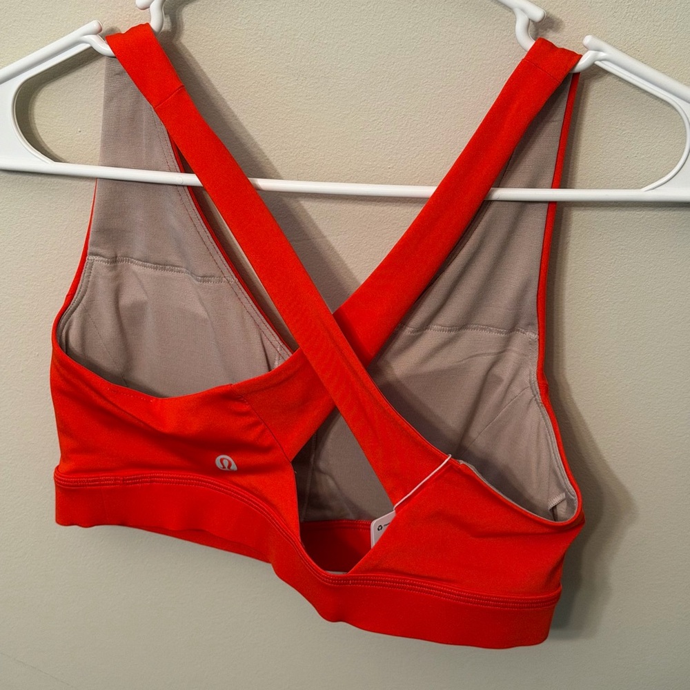 NWT Lululemon Women’s Envital Bra B/C Cups - Picture 2 of 3